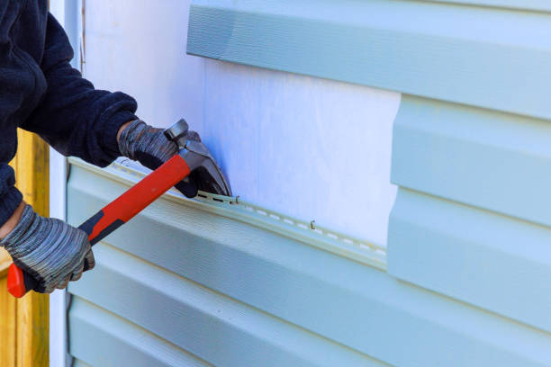 Reliable Siding Repair contractor in Arlington, TX by Creative Siding
