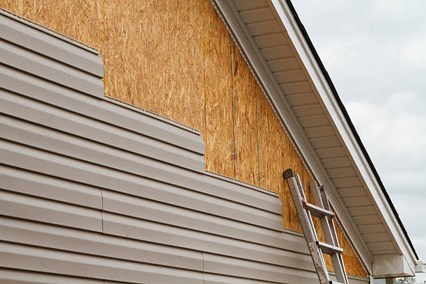 24/7 Emergency Siding Repair experts in Arlington, TX